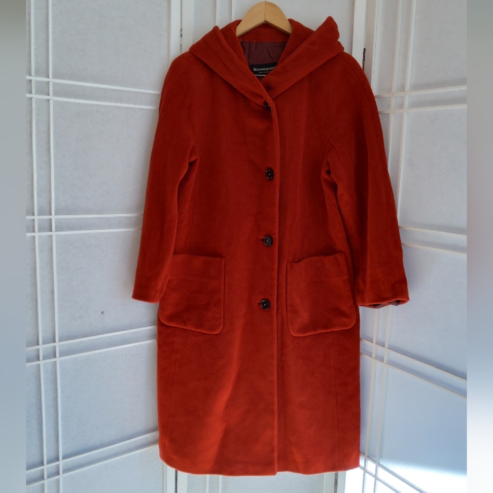 Schneider Salzburg vintage red hooded coat